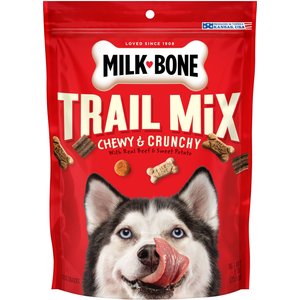Milk-Bone Trail Mix with Real Beef & Sweet Potato Chewy & Crunchy Dog Treats, 9-oz bag